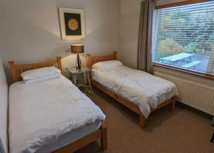 Gurranebawn, * Cahersiveen